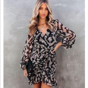 Vici Dress NWT